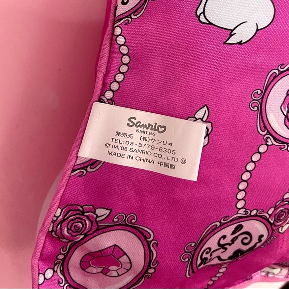 Hello Kitty Charmmy Pillow 🎀 - Picture 3 of 3